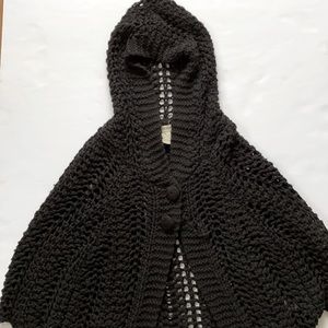 Adorable crochet hoodie! Perfect for summer !